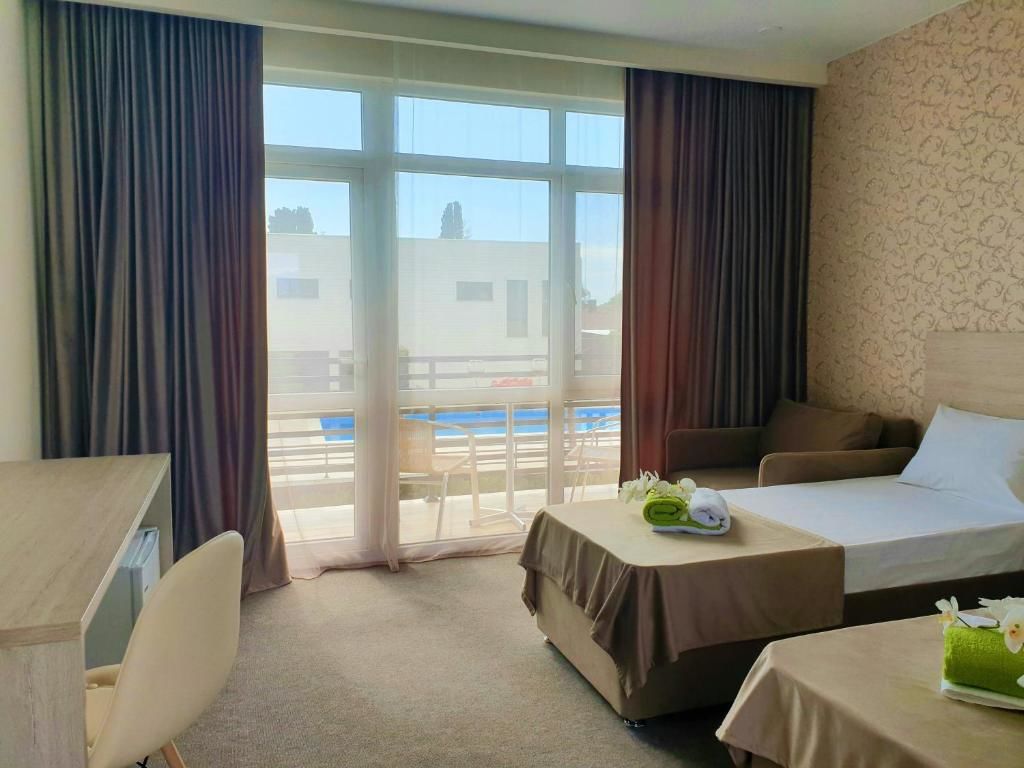 Отель Club Resort Hotel «OASIS» Алахадзы