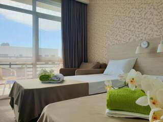 Отель Club Resort Hotel «OASIS» Алахадзы Стандартный двухместный номер с 1 кроватью или 2 отдельными кроватями-7