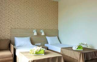 Отель Club Resort Hotel «OASIS» Алахадзы Стандартный двухместный номер с 1 кроватью или 2 отдельными кроватями-8