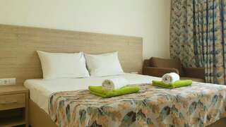 Отель Club Resort Hotel «OASIS» Алахадзы Стандартный двухместный номер с 1 кроватью или 2 отдельными кроватями-20